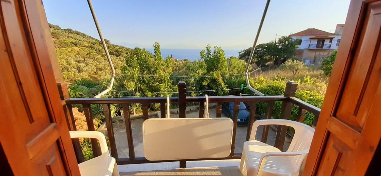 Pansion Platana Ξενοδοχείο Γλώσσα Εξωτερικό φωτογραφία